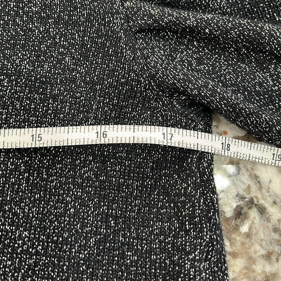 Liz Claiborne, Mock Neck Shirt Sleeve Top, Sz L, NWT - Picture 6 of 8